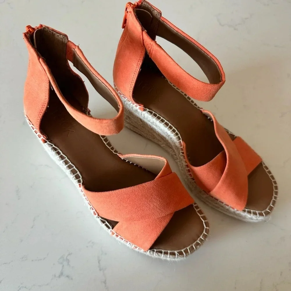 NORDSTROM RACK Caroline Platform Wedge in orange Size: 6